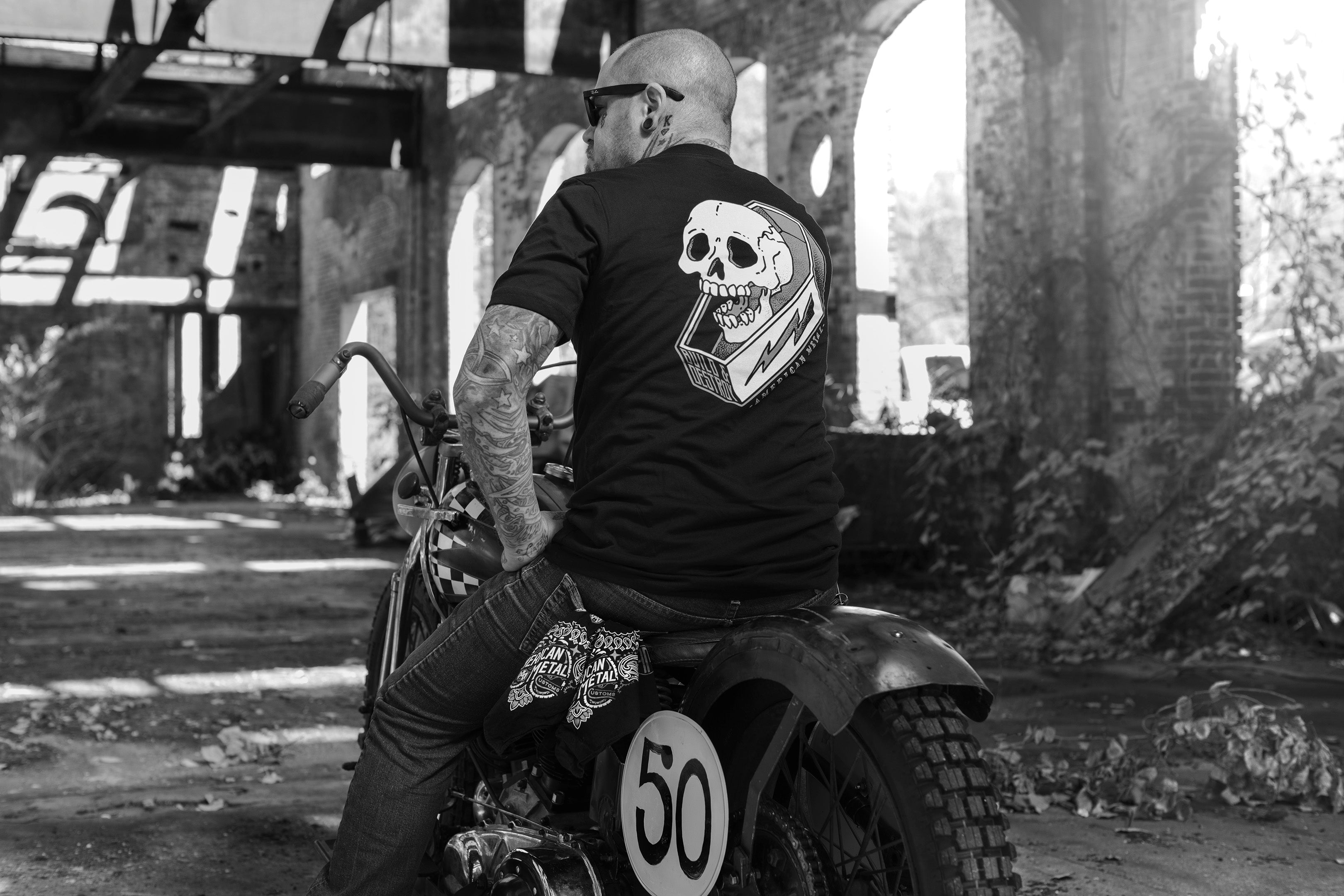 Skull Coffin T-Shirt – American Metal Customs